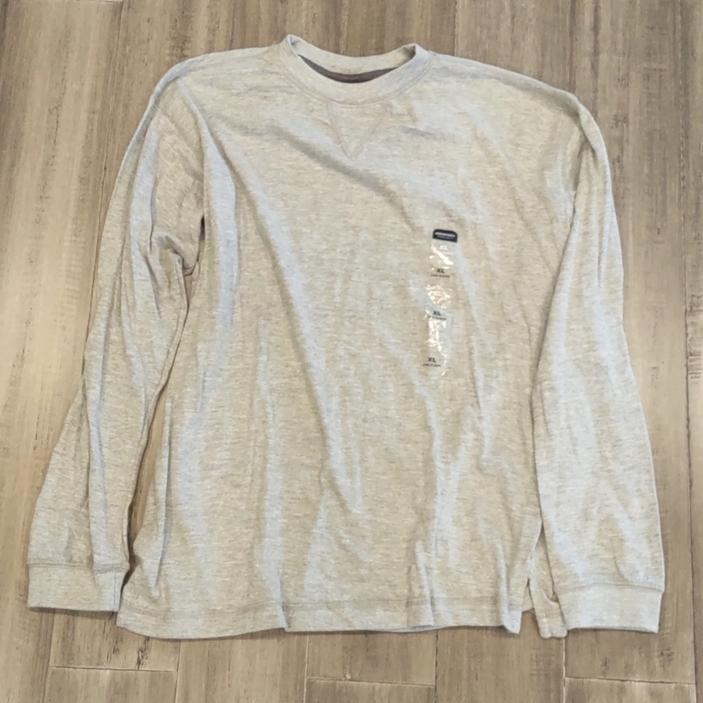 Long sleeve. Never worn!